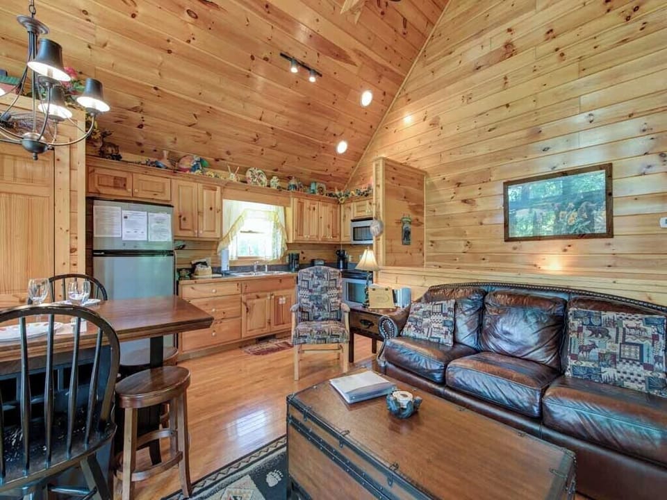 Studio (2 Bedrooms) | Property amenity