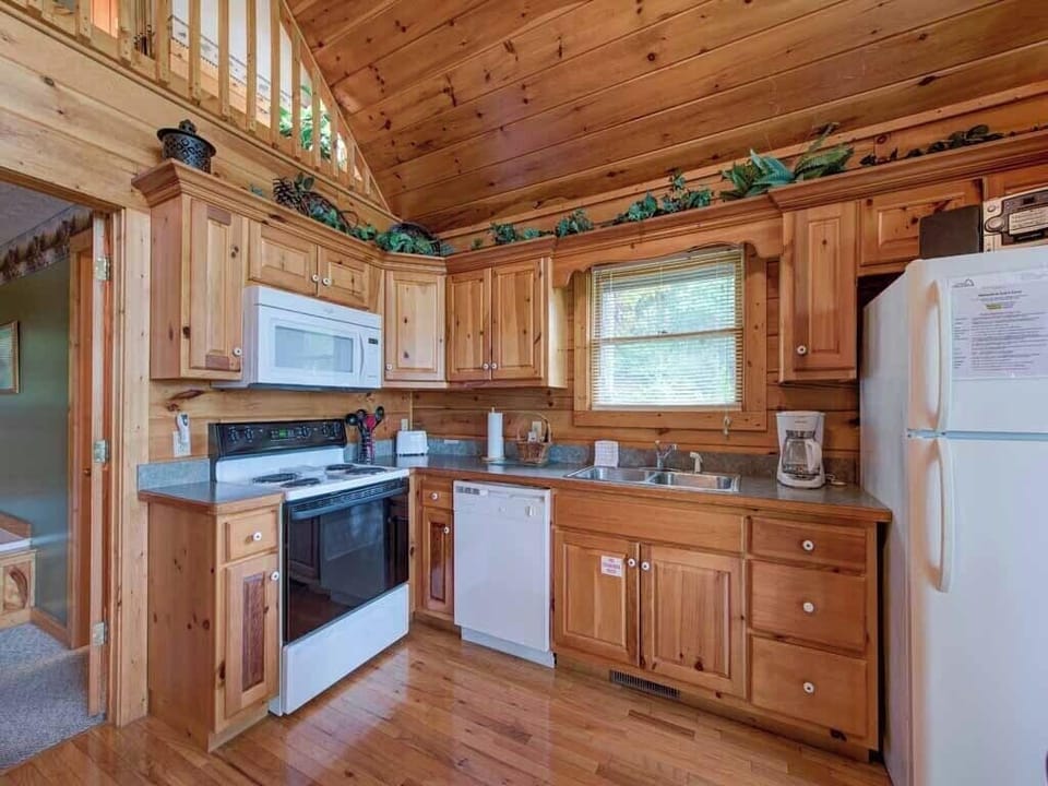 Studio (1 Bedroom) | Property amenity