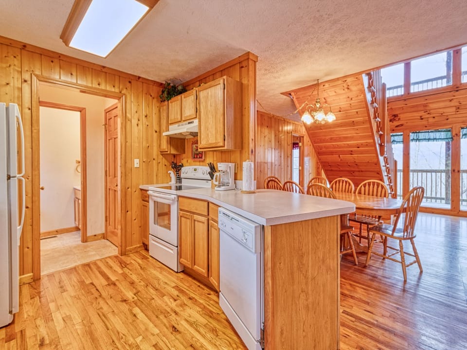 Studio (5 Bedrooms) | Property amenity