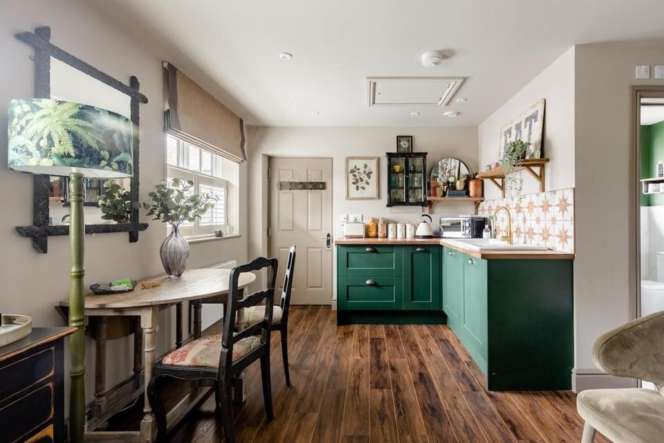 Apartment | Private kitchen | Fridge, microwave, oven, stovetop