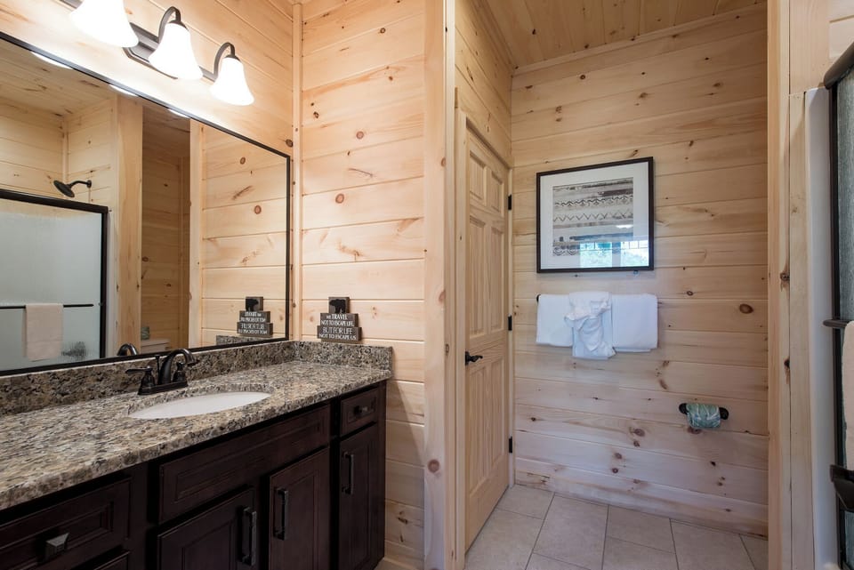 Smoky Haven by Jackson Mountain Rentals Cabin in Gatlinburg