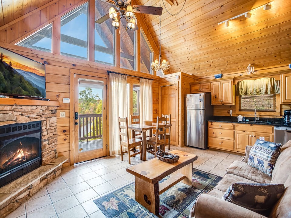 Studio (2 Bedrooms) | Property amenity