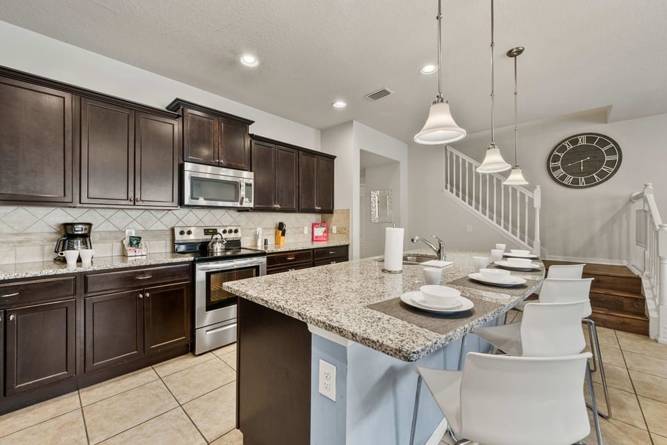 House (5 Bedrooms) | Property amenity