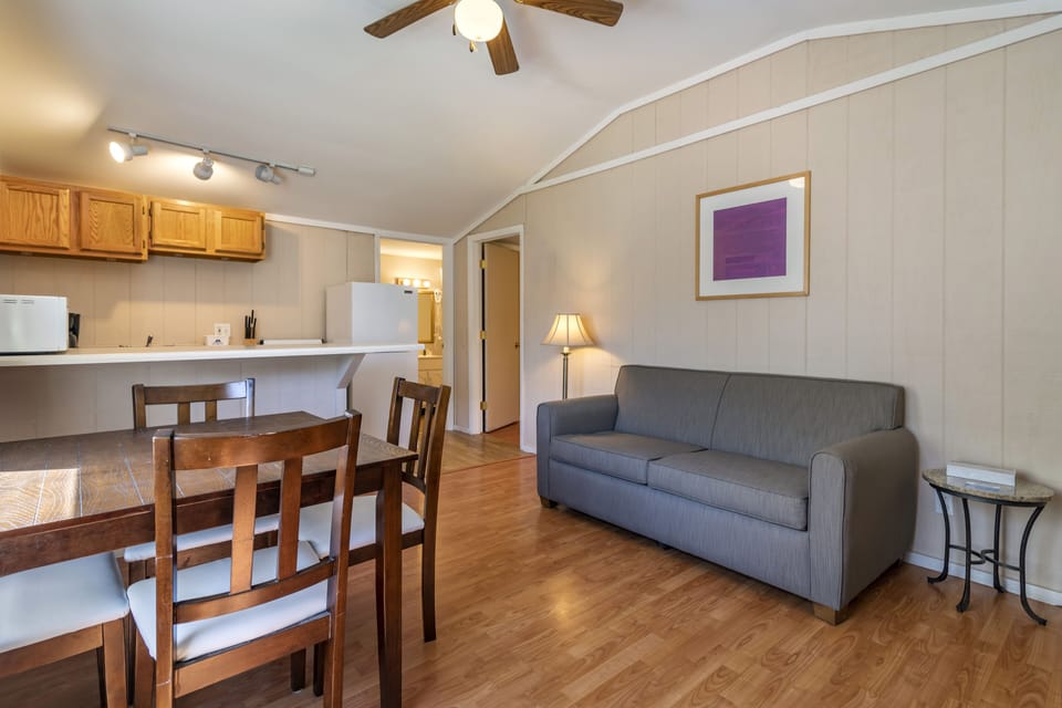 Cottage, 2 Bedrooms (Large) | Private kitchen | Fridge, microwave, coffee/tea maker