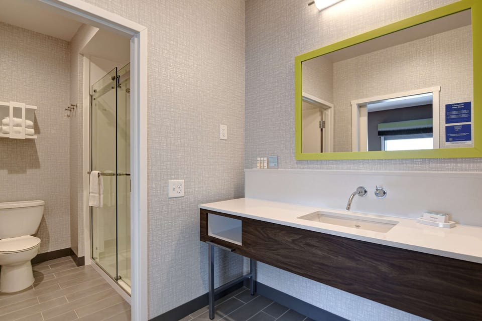 Bathroom shower