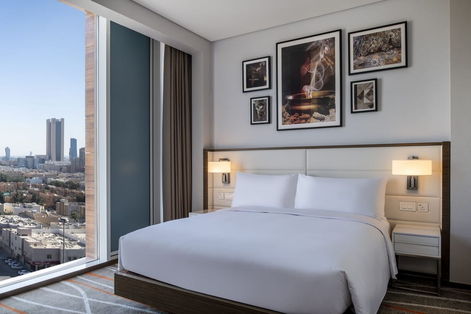 Junior Suite, 1 King Bed | Premium bedding, memory foam beds, minibar, in-room safe