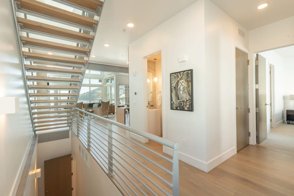 Luxury Townhome | Living area | 55-inch flat-screen TV with cable channels, TV, fireplace