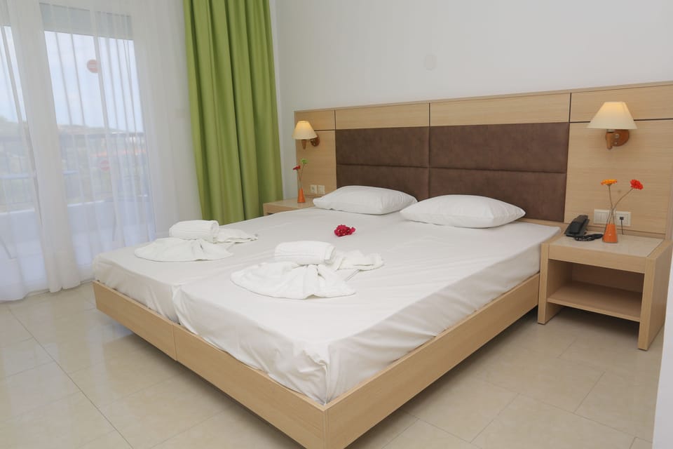 Standard Double or Twin Room | In-room safe, blackout drapes, soundproofing, iron/ironing board
