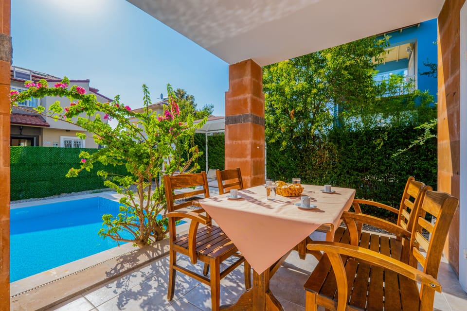 Deluxe Villa | Courtyard view