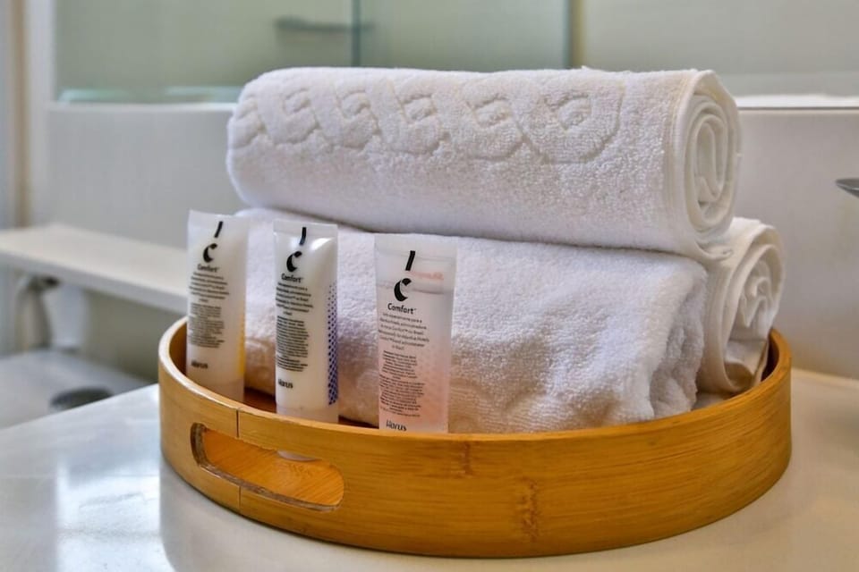 Bathroom amenities