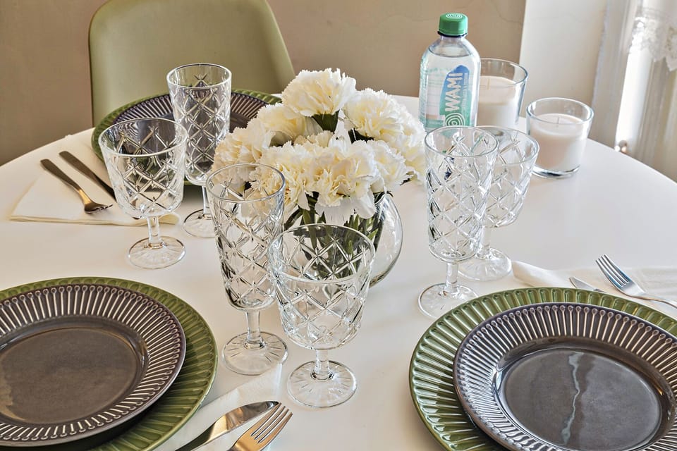 Apartment, 1 Bedroom | In-room dining