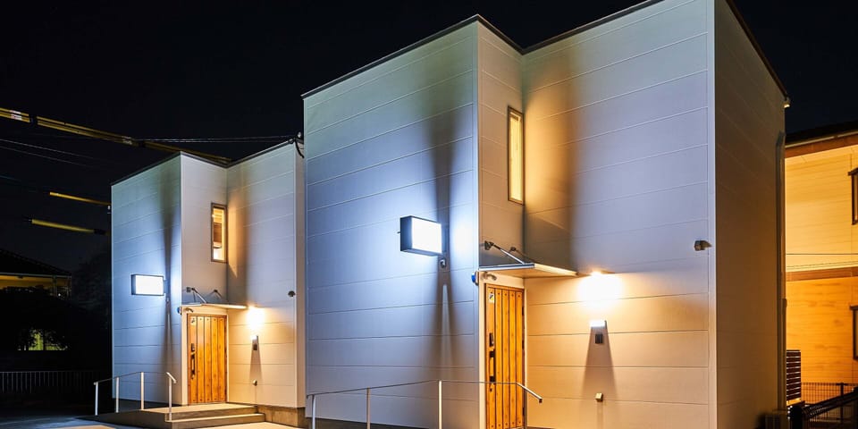 Front of property - evening/night