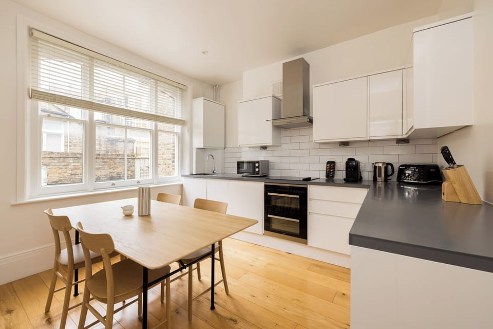 Luxury Suite, 2 Bedrooms, Terrace | Living area | 32-inch flat-screen TV with digital channels, TV, Netflix