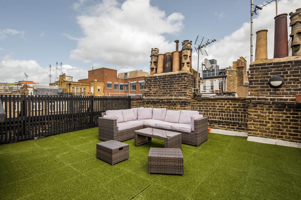 Luxury Suite, 2 Bedrooms, Terrace | City view