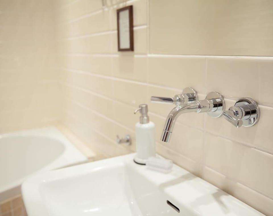 Shower, free toiletries, hair dryer, bathrobes