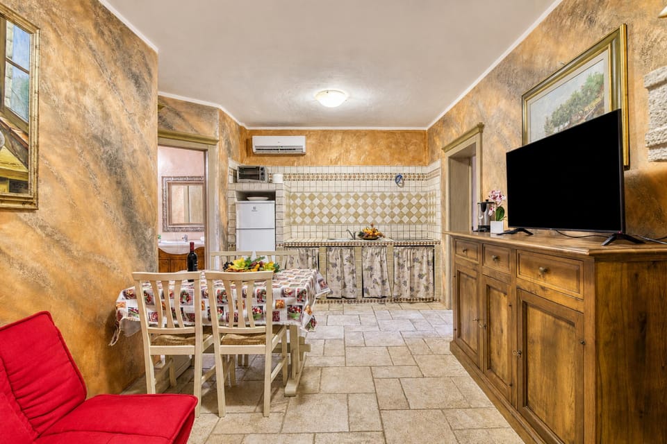 Family Villa, Multiple Bedrooms, Fireplace (Tenuta Di Litiano With Pool) | Living area | TV
