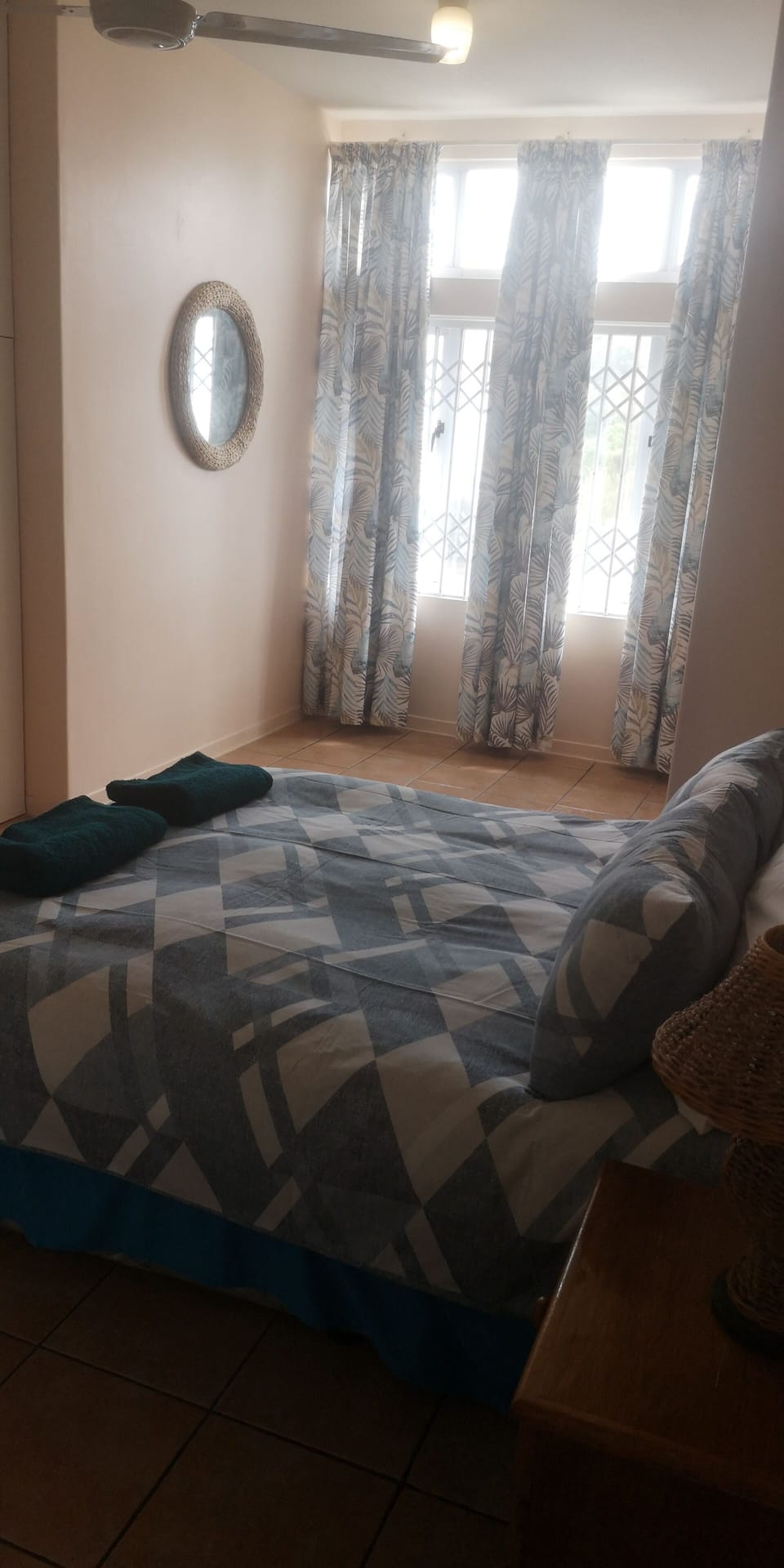 Comfort Apartment | 1 bedroom, laptop workspace, bed sheets