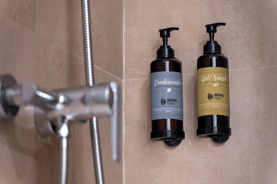 Bathroom amenities