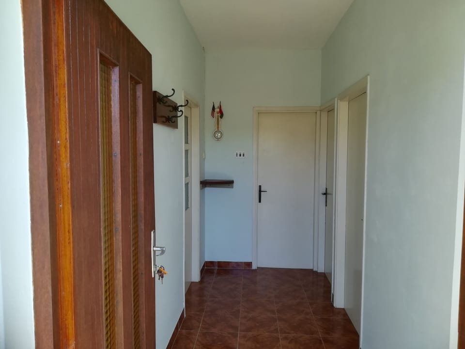House, 2 Bedrooms, Smoking, Terrace | Interior