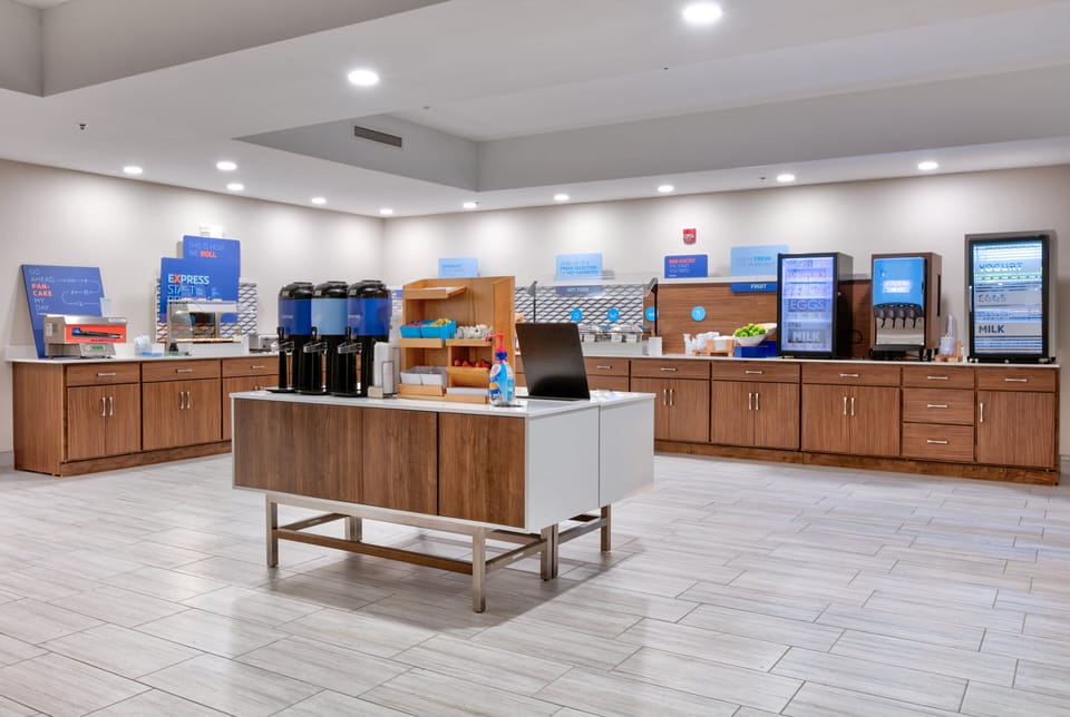 Free buffet breakfast