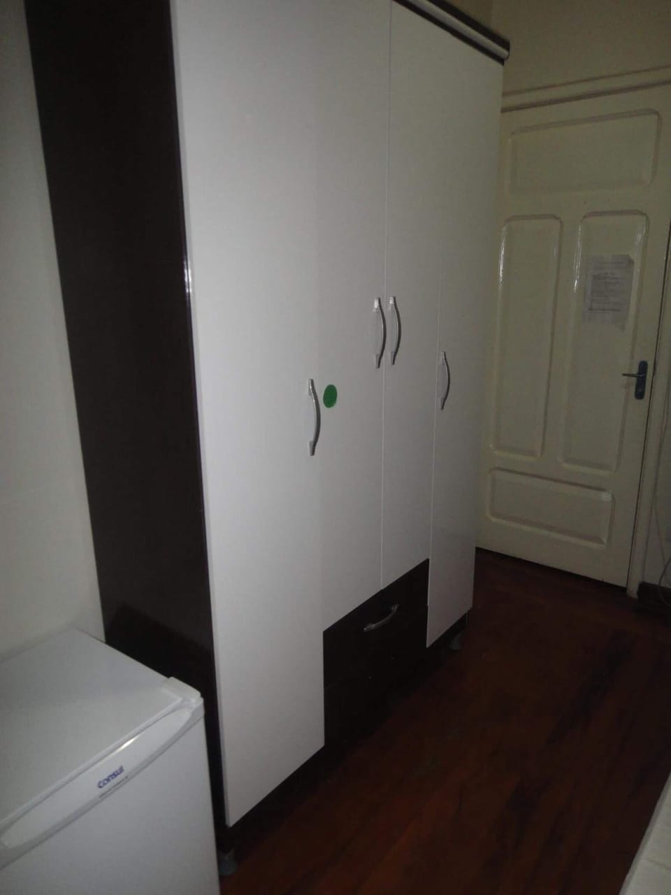 Down comforters, minibar, WiFi (free), bed sheets