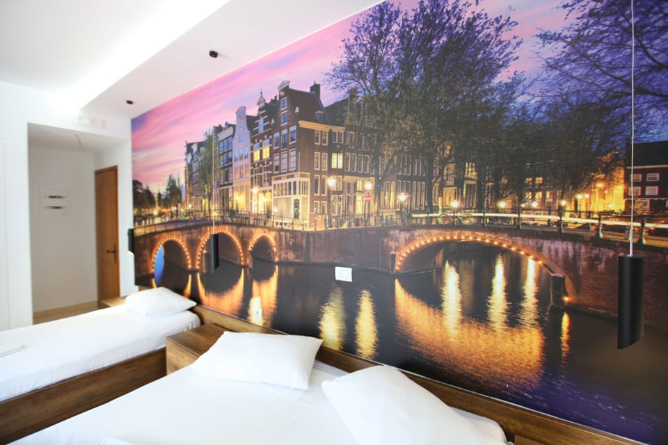 Comfort Triple Room | Hypo-allergenic bedding available, desk, cribs (surcharge), WiFi (free)