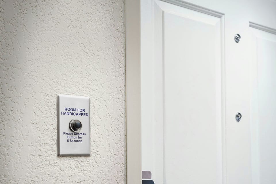 Pillowtop beds, in-room safe, desk, laptop workspace