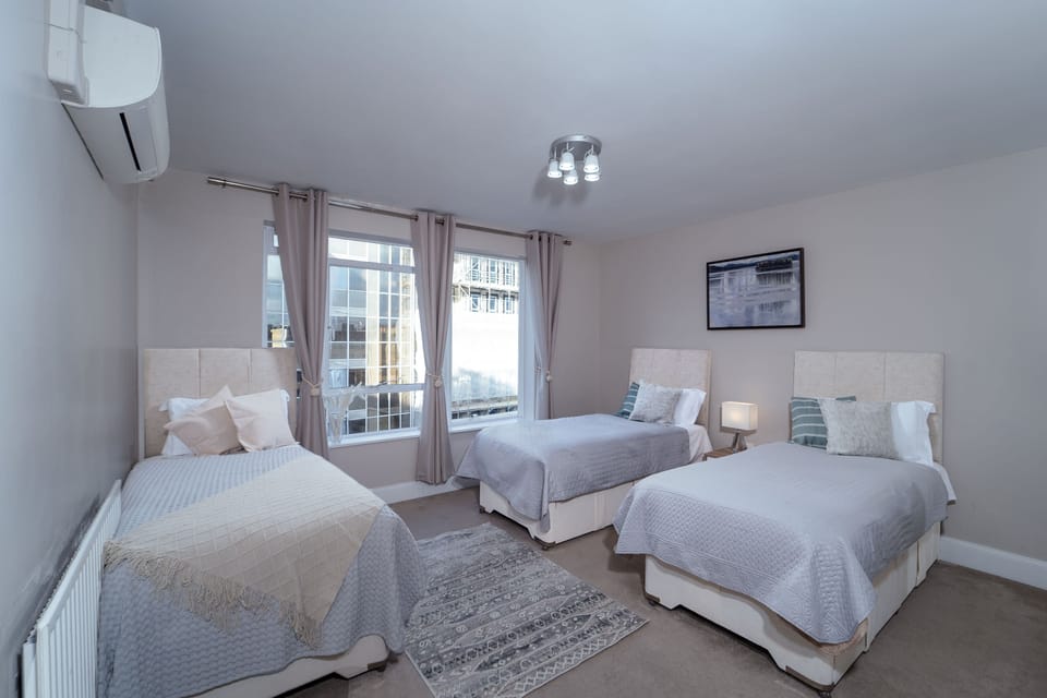 Royal Apartment, 2 Bedrooms | 2 bedrooms, hypo-allergenic bedding available, memory foam beds, minibar