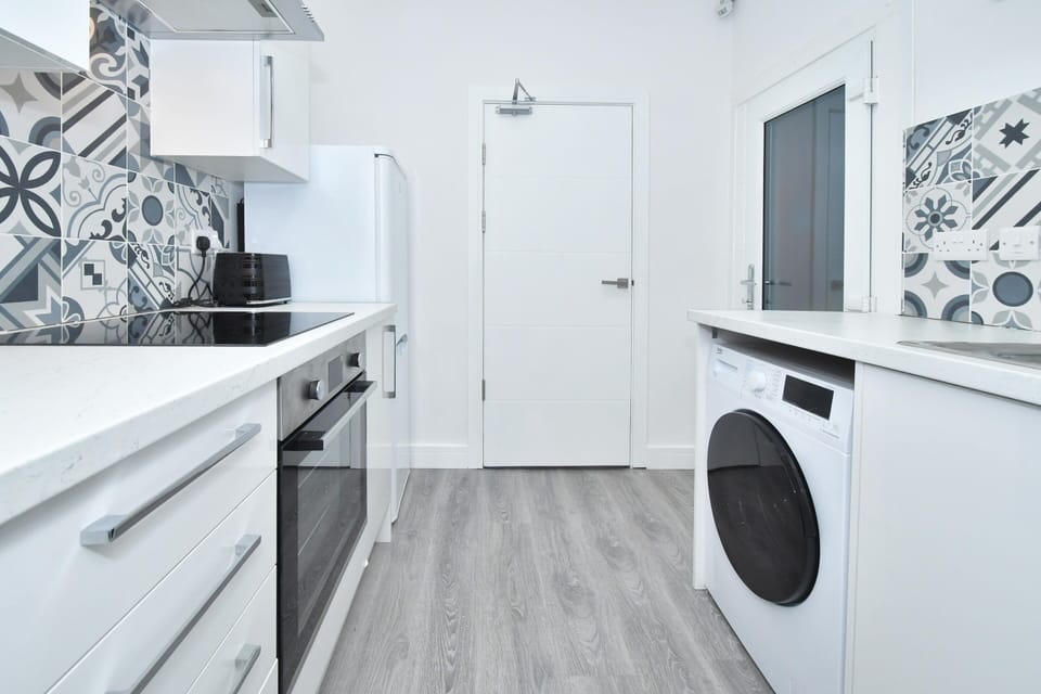 Double Room, Shared Bathroom | Shared kitchen