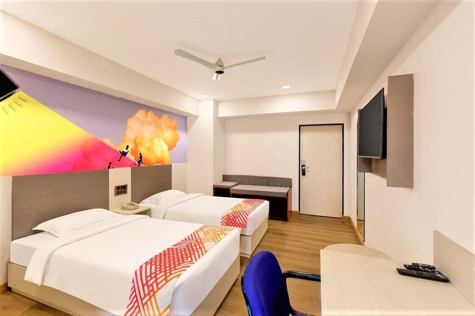 Minibar, in-room safe, iron/ironing board (on request), WiFi (free)