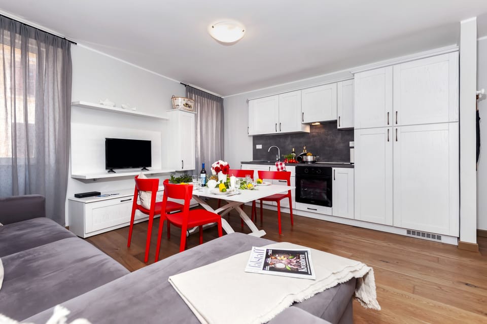 Comfort Apartment, 1 Bedroom, City View | Private kitchen | Fridge, microwave, dishwasher, toaster