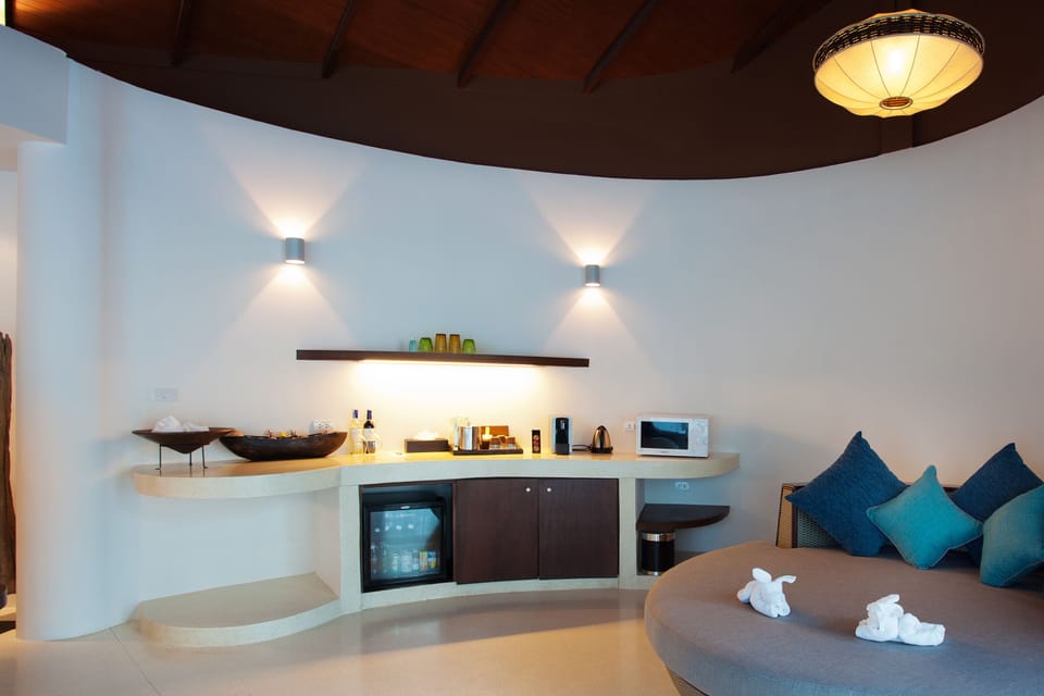 Mai Villa Garden View | In-room safe, desk, free WiFi, bed sheets