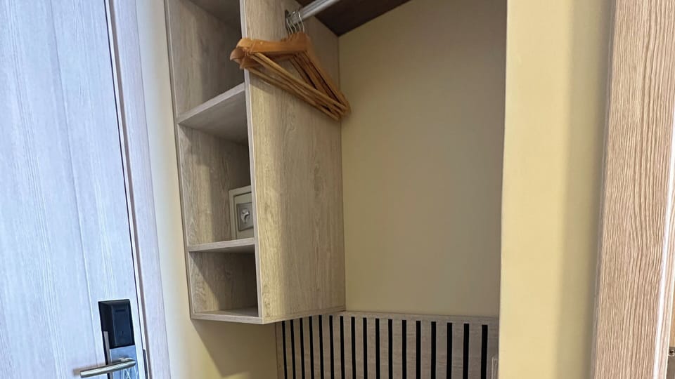 Triple Room | Wardrobe