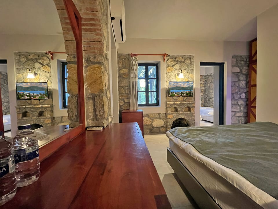 Stone Sea View Family Room | Premium bedding, in-room safe, soundproofing, iron/ironing board