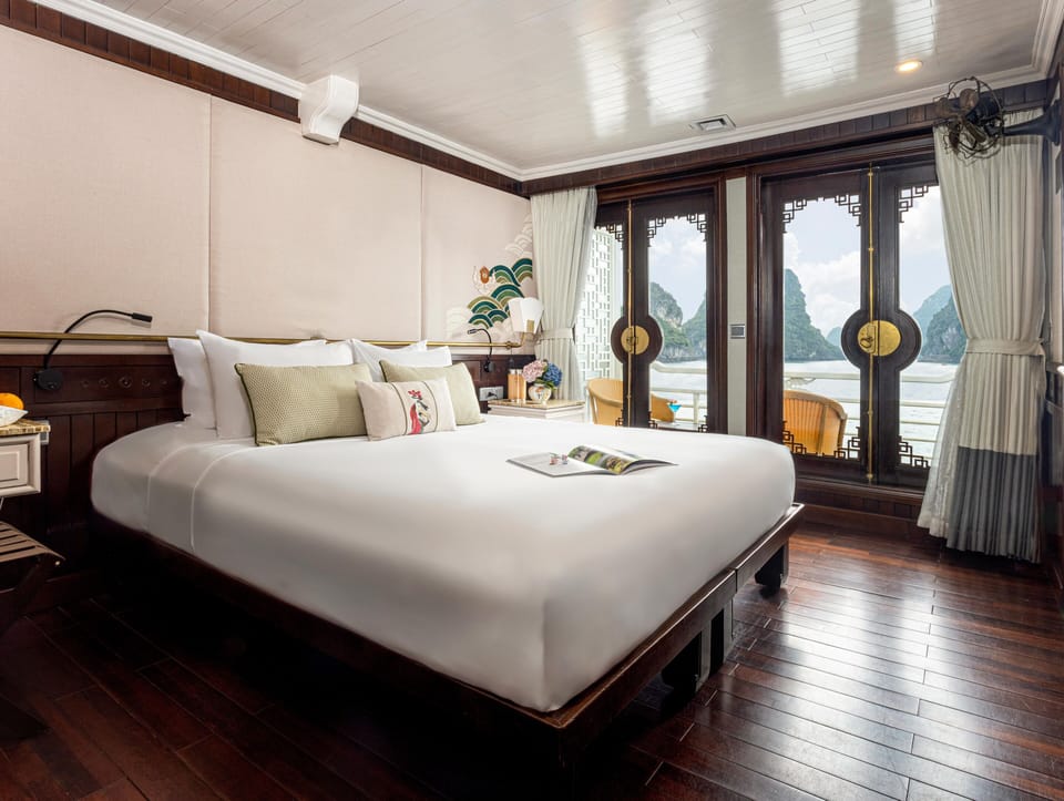 In-room safe, soundproofing, bed sheets