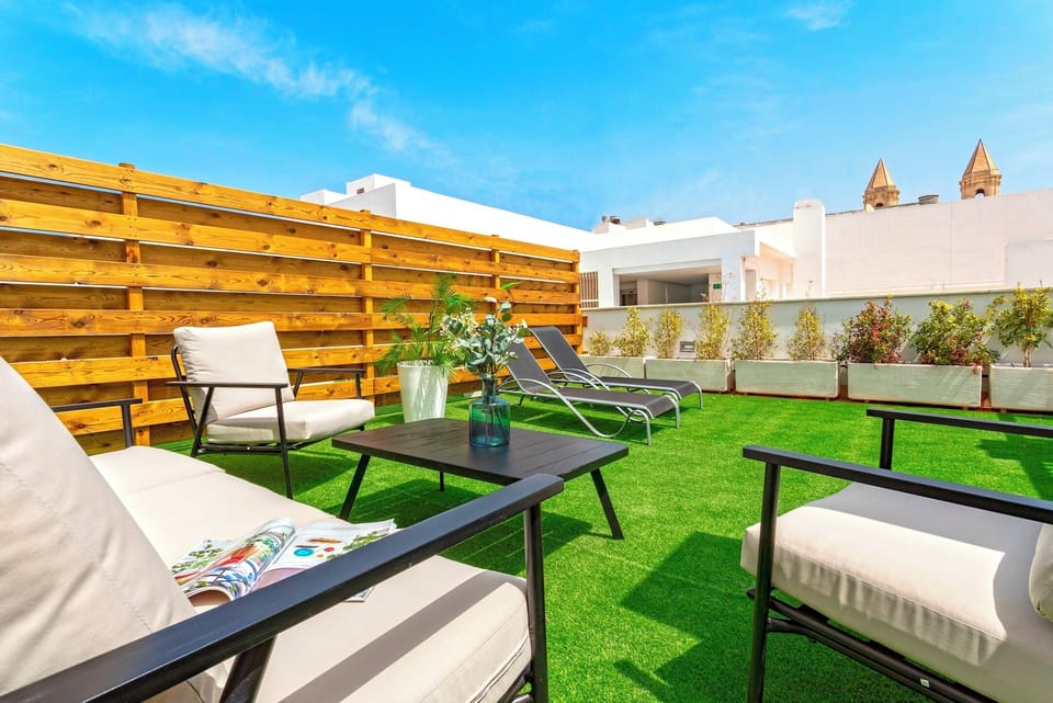 Apartment (3 Bedrooms) | Terrace/patio