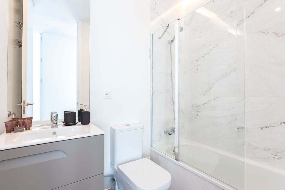 Genteel Home San Antonio II Apartment in Cadiz