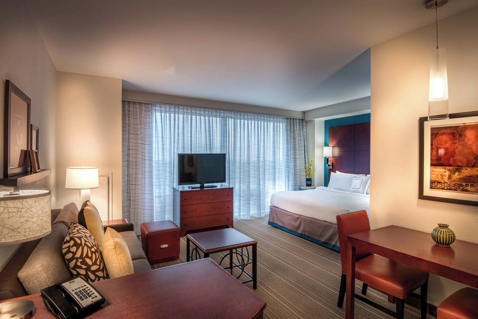 In-room safe, desk, laptop workspace, blackout drapes