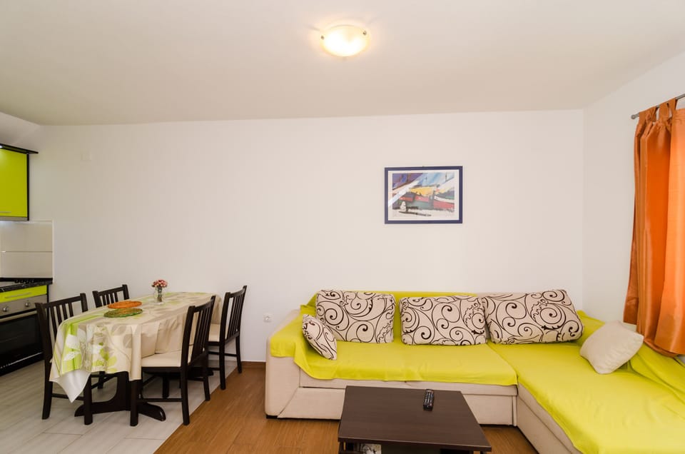 House (Duplex One Bedroom Apt, Terrace,Side ) | Living room | TV