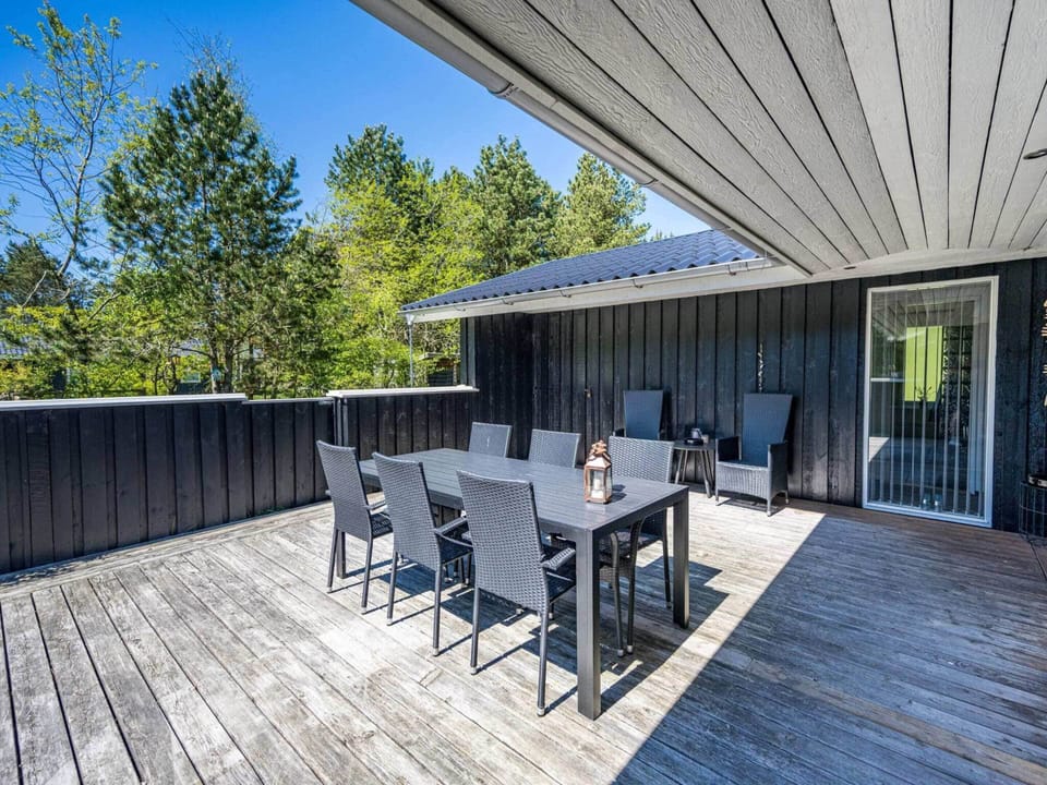 House | Outdoor dining