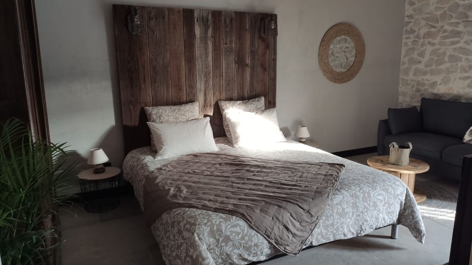 Deluxe Double Room, Ensuite, Garden View (CARILLON) | 1 bedroom