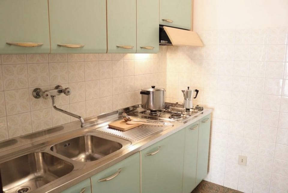 Apartment, 2 Bedrooms, Balcony | Interior