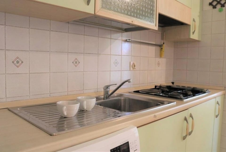 Apartment, 1 Bedroom, Balcony | Interior