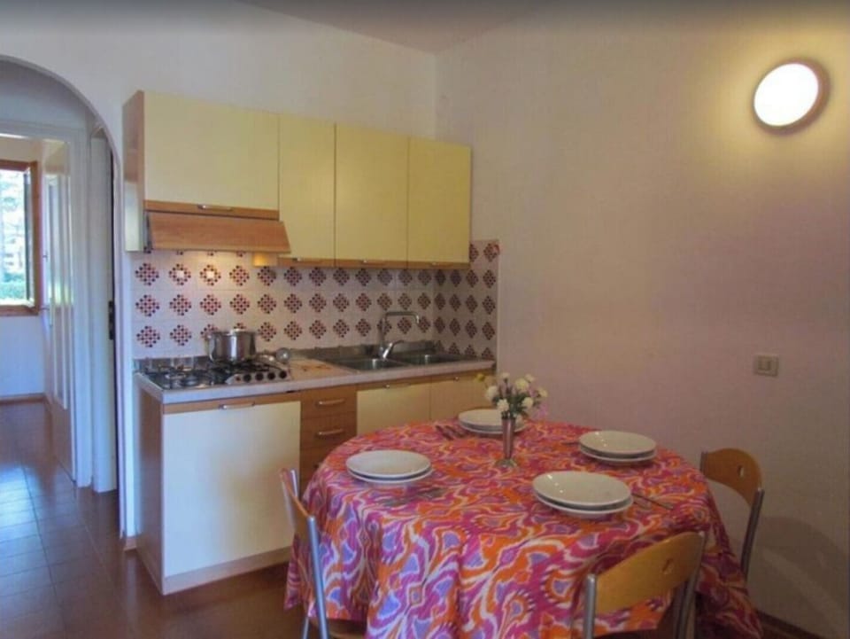 Apartment, 2 Bedrooms, Patio, Garden View | Interior