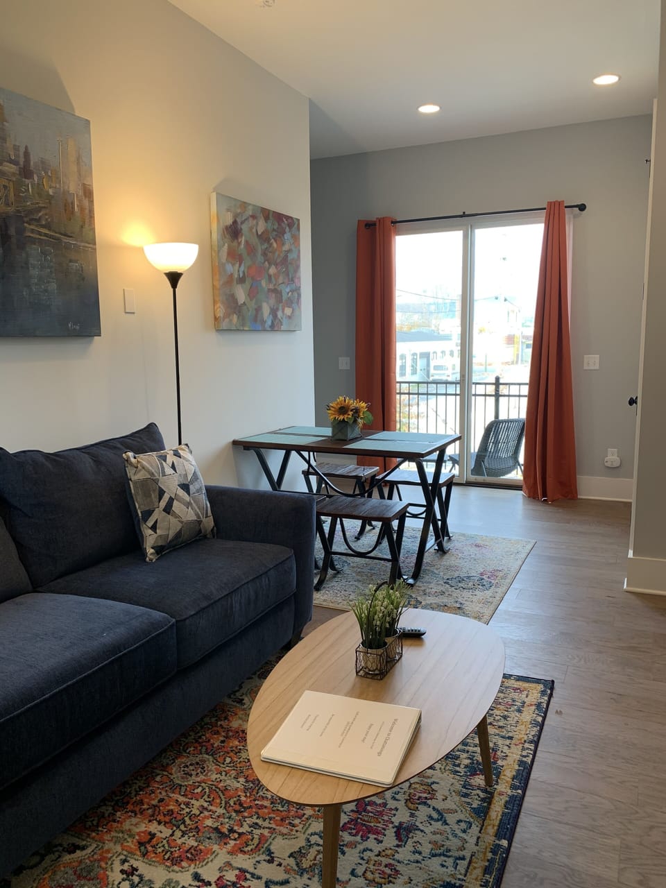 Comfort Townhome | Living area | 32-inch flat-screen TV with cable channels, TV