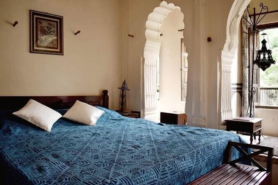 Heritage Room | Rollaway beds, free WiFi, bed sheets