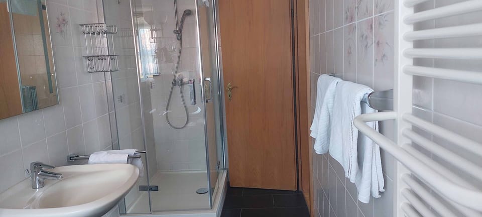 Double Room | Bathroom | Hair dryer, towels