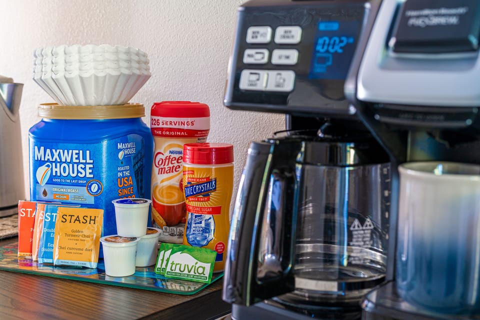 Deluxe Studio, Private Bathroom (Lily Room) | Private kitchen | Coffee/tea maker, cookware/dishes/utensils, paper towels