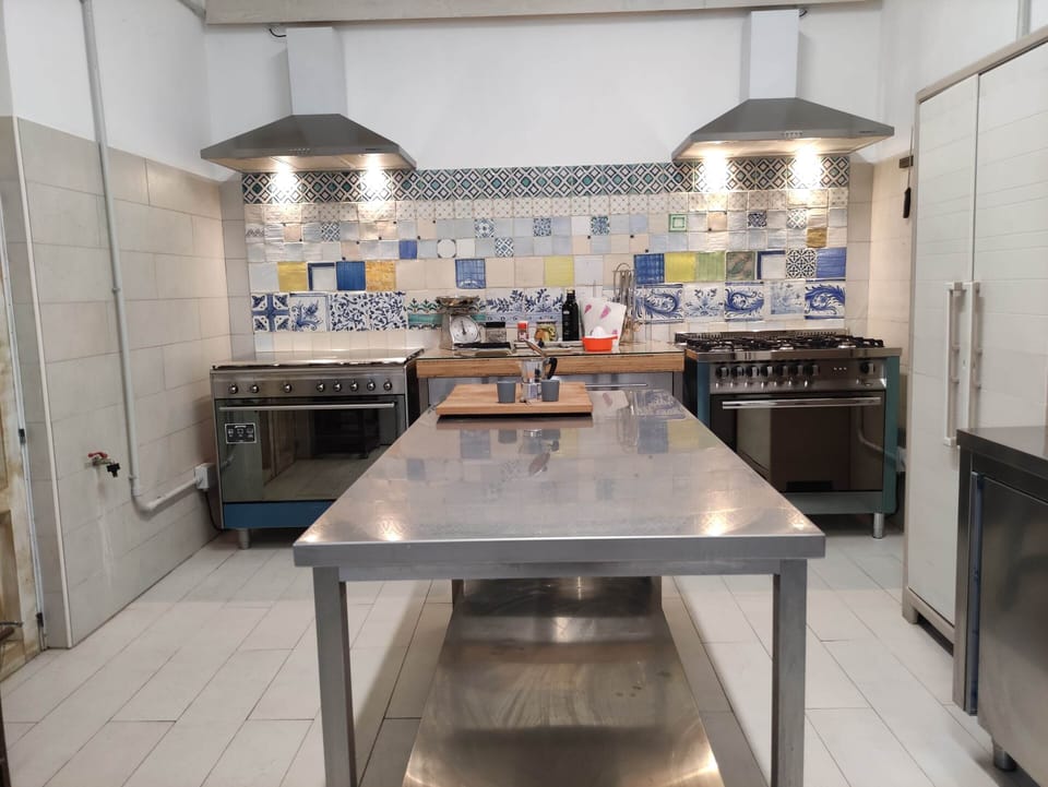 House | Private kitchen | Electric kettle, toaster