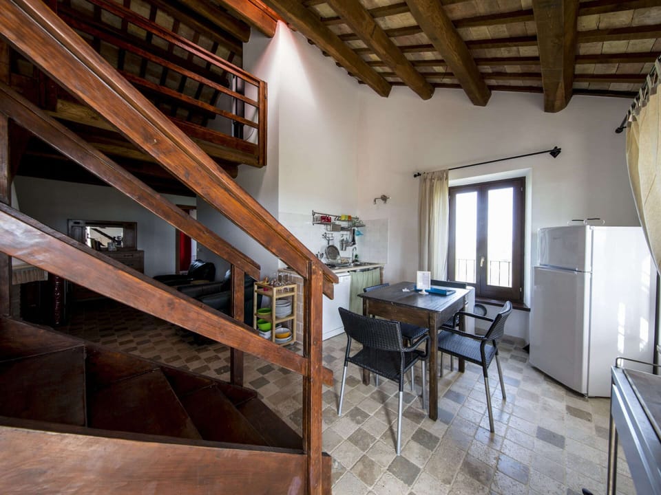 Apartment | Dining